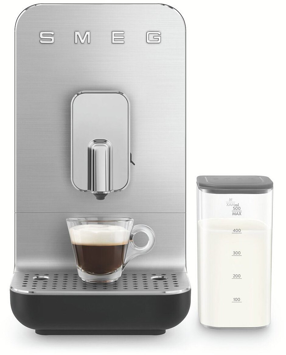 SMEG Kaffeevollautomat BCC13BLMEU